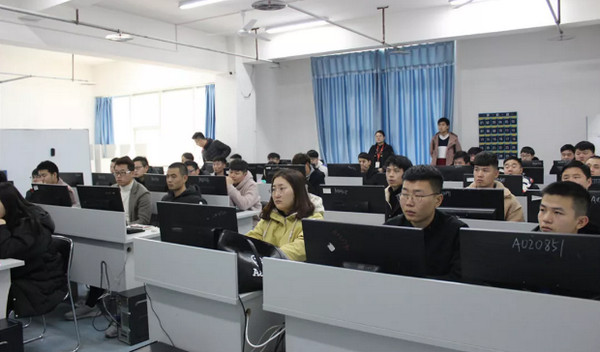 1551665577209904.jpg 配图5 云和数据课堂实景.jpg